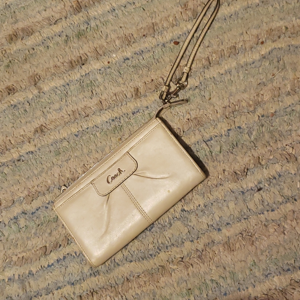 Coach wallet
